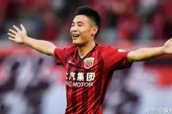 关于武磊今日表现抢眼，维尼修斯整场无解，教练赛后亲自拥抱的信息